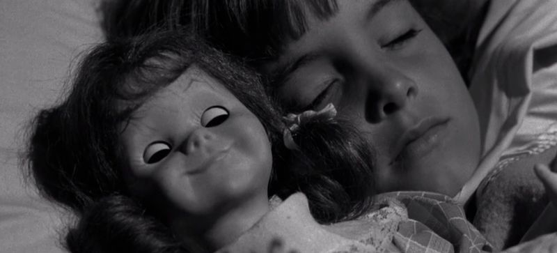 Illustration for article titled How to Watch Every Episode From Syfy's Twilight Zone New Years' Marathon